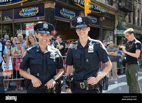 female cops Search